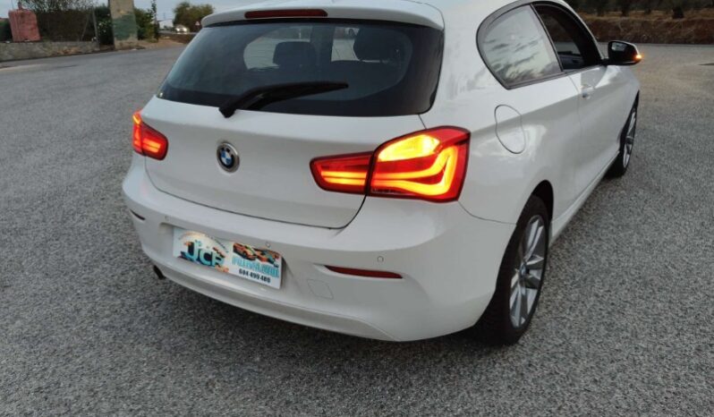 
								BMW Serie 1 full									