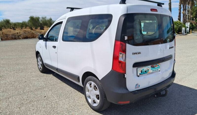 
								Dacia Dokker full									