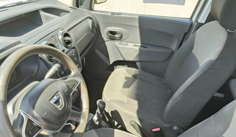 
								Dacia Dokker full									