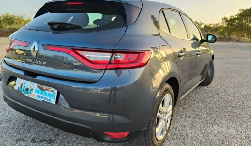 
								RENAULT Megane full									