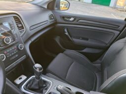 
										RENAULT Megane full									
