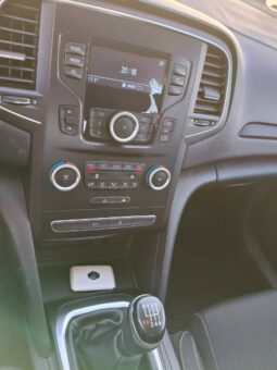 
										RENAULT Megane full									